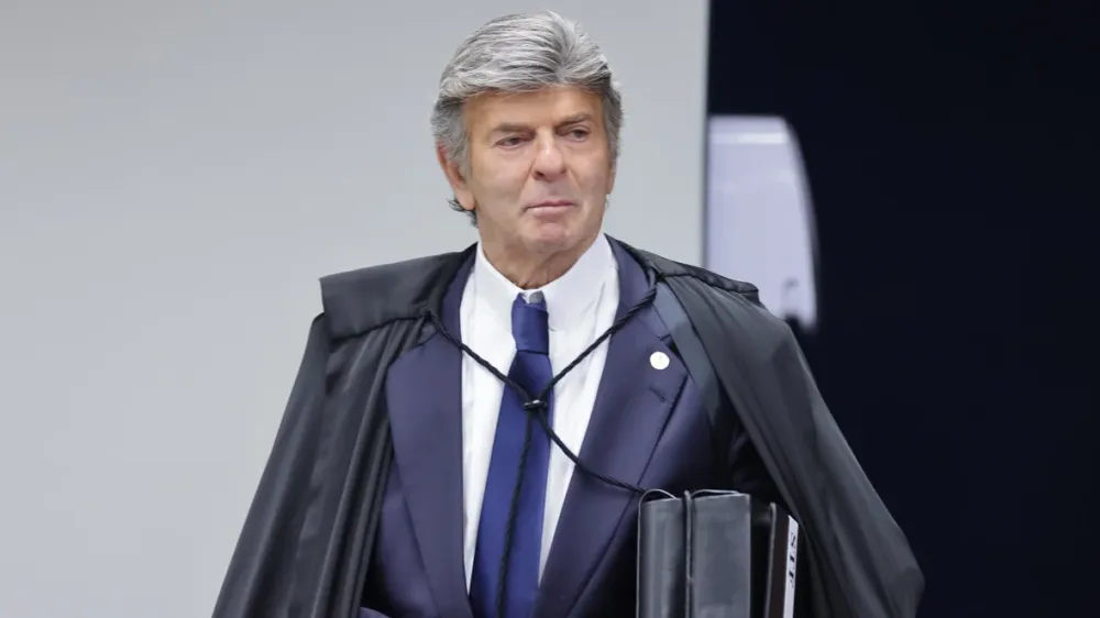 Fux vota contra condenação de Bolsonaro; placar está em 2 a 1