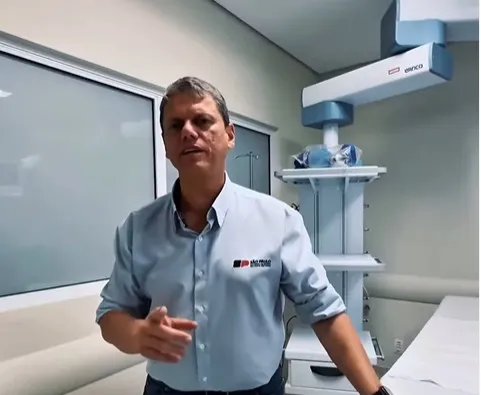 Tarcísio descarta disputar Presidência em 2026 e aposta em reeleição