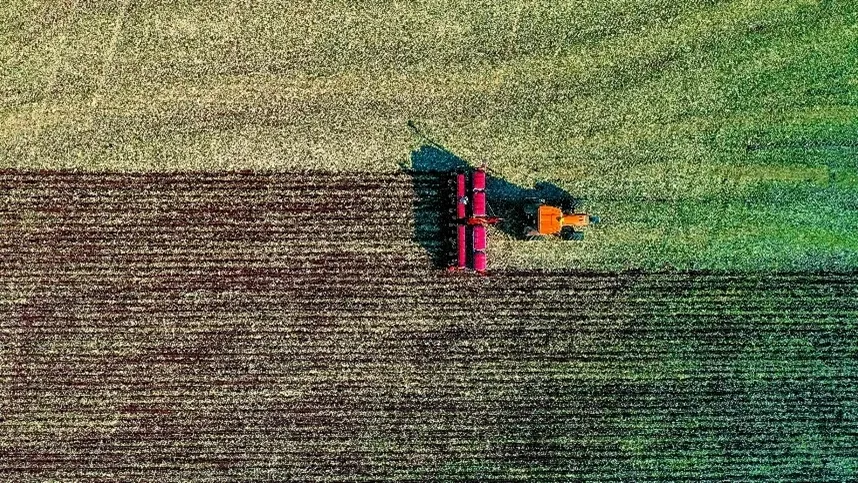 Indústria de máquinas cresce 11% em setembro