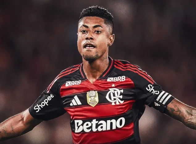 Flamengo vence o Sport, assume a liderança e pressiona Palmeiras